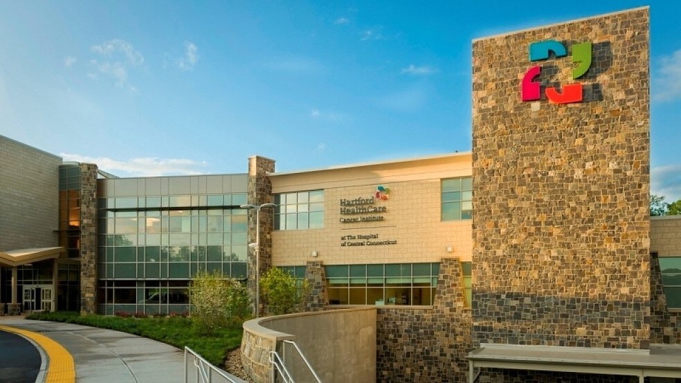 201 N Mountain Rd, Plainville, CT to rent - Building Photo - Image 3 of 10