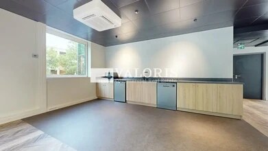 Office in Villeurbanne to rent Interior Photo- Image 2 of 12