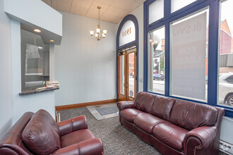 1910 E Carson St, Pittsburgh, PA for rent Interior Photo- Image 1 of 12