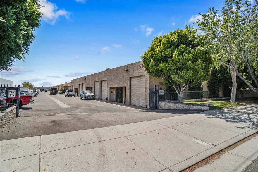 12734 Branford St, Pacoima, CA for sale - Primary Photo - Image 1 of 1