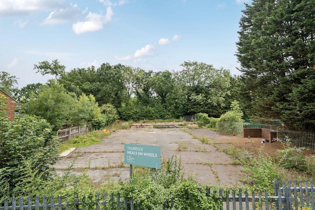 107 Corran Way, South Ockendon for sale Building Photo- Image 1 of 21