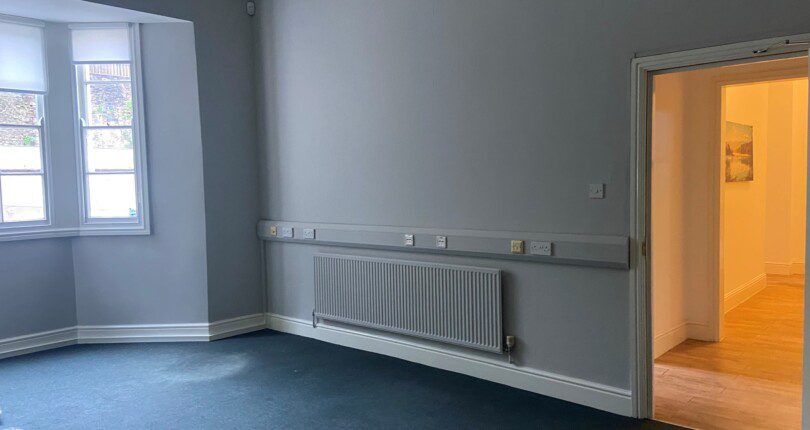 11 Park Sq, Newport to rent Interior Photo- Image 1 of 2