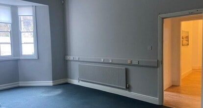 11 Park Sq, Newport to rent Interior Photo- Image 1 of 2