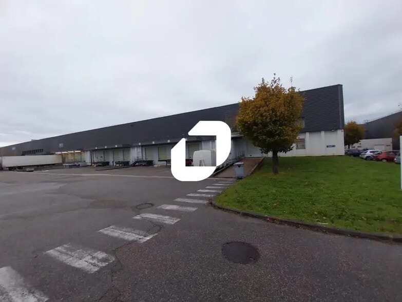 Industrial in Vénissieux to rent - Building Photo - Image 3 of 16