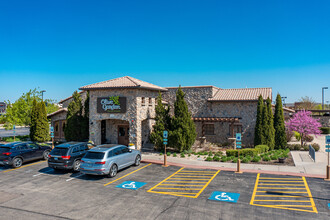 Olive Garden, Oswego, IL for sale Building Photo- Image 1 of 1