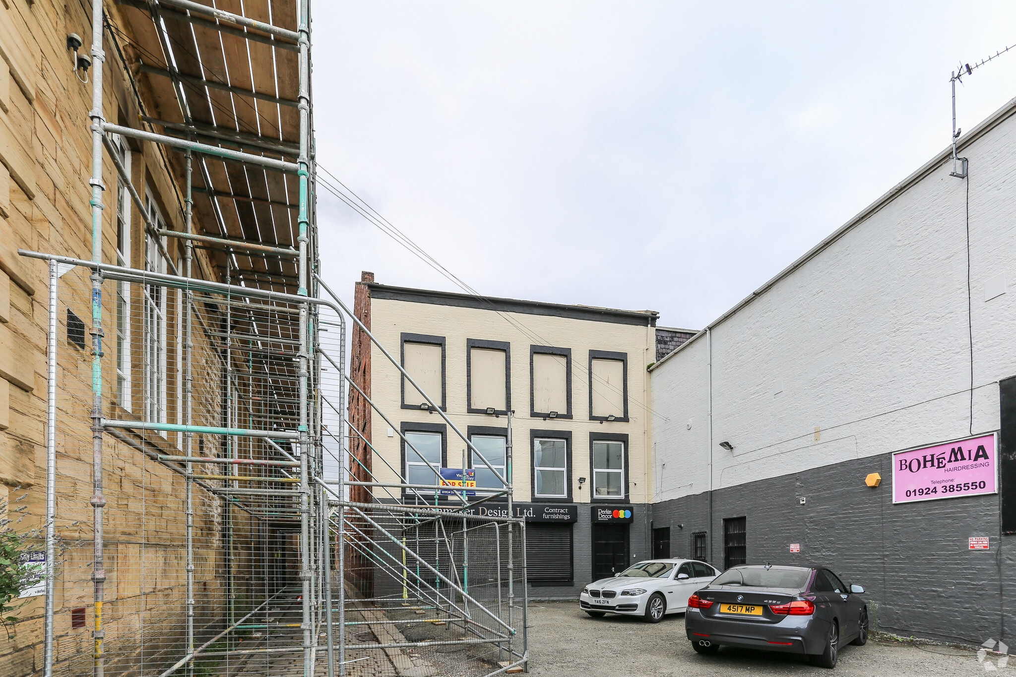 21 Thornhill St, Wakefield to rent Building Photo- Image 1 of 2