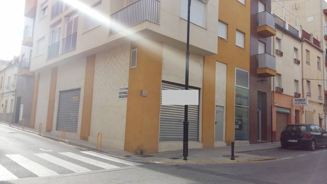 Retail in València, Valencia for sale Building Photo- Image 1 of 2