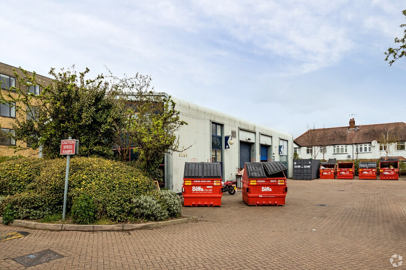 Church Rd, Mitcham CR4 3TD UK