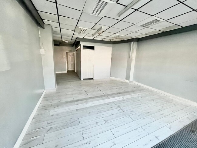 More details for 13 The Green, Sunderland - Retail to Rent