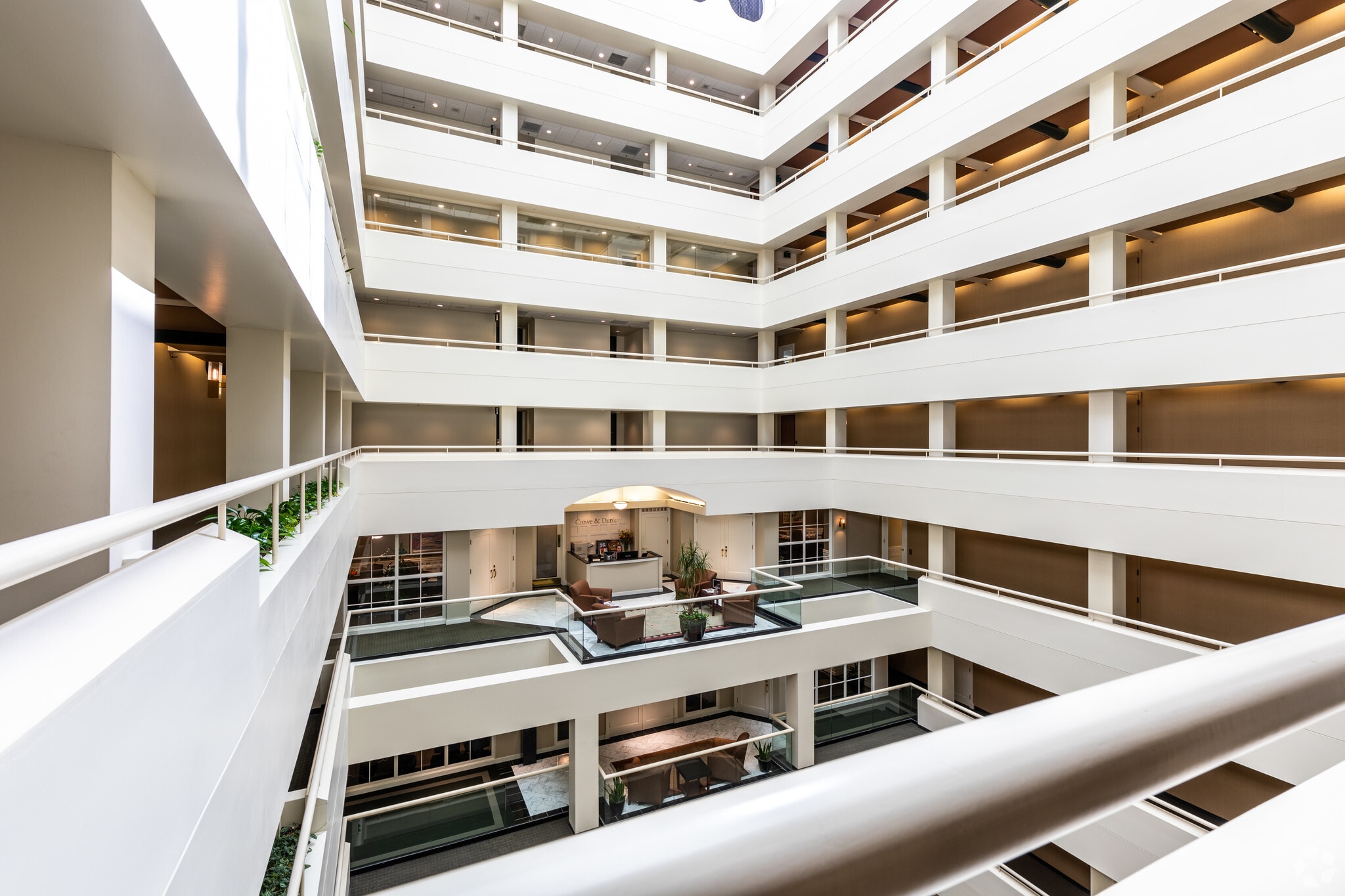 321 S Boston Ave, Tulsa, OK to rent Interior Photo- Image 1 of 10