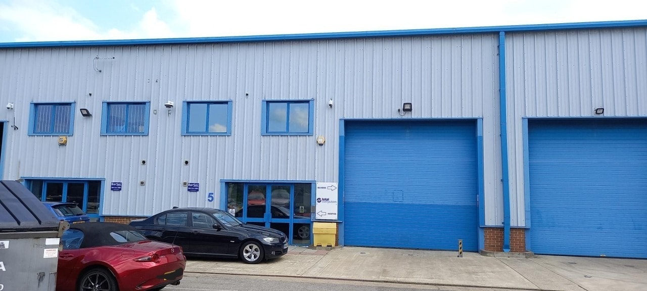 Orion Way, Kettering to rent Building Photo- Image 1 of 1