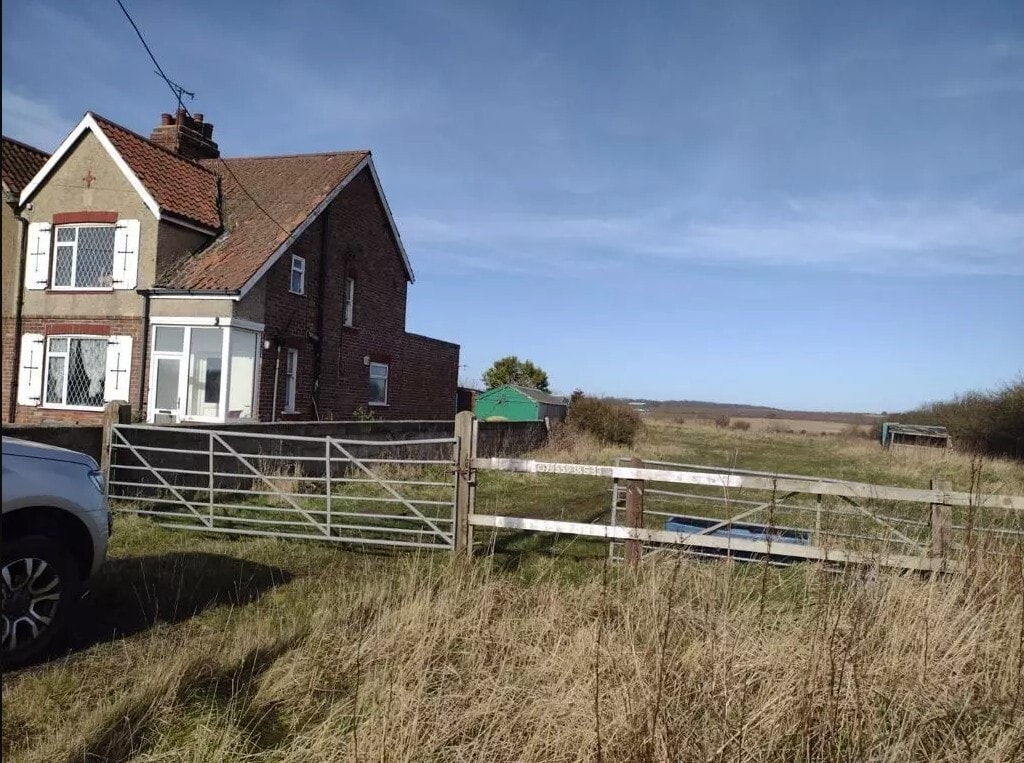 Bridlington Rd, Flamborough for sale Primary Photo- Image 1 of 3