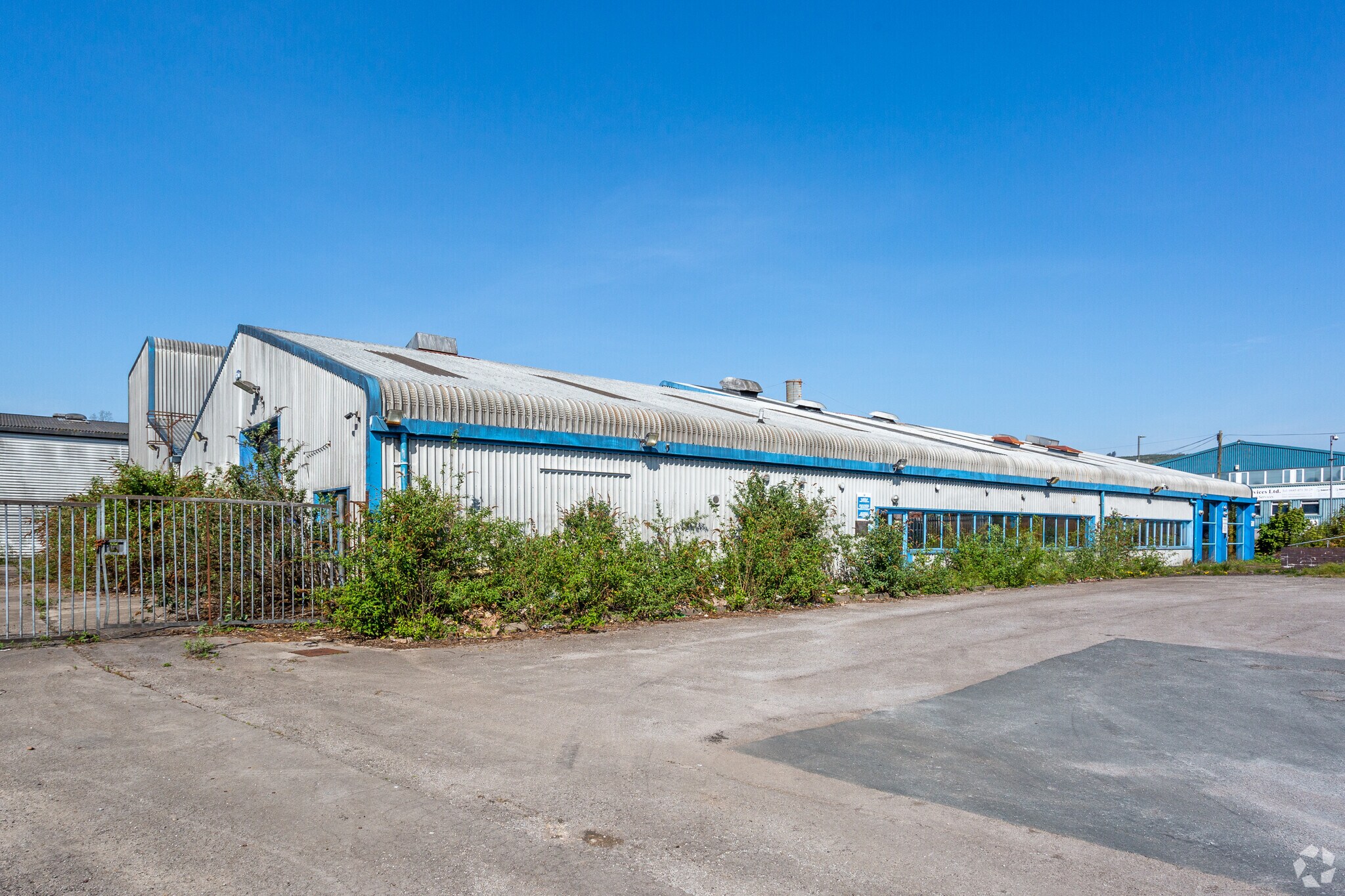 Sir Alfred Owen Way, Caerphilly for sale Primary Photo- Image 1 of 1