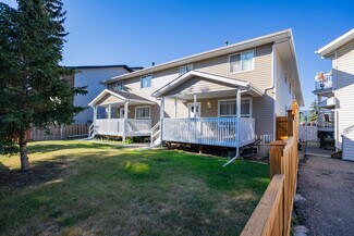 More details for 4627 73 St NW, Calgary, AB - Build-to-Rent for Sale