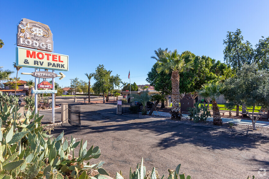 6547 E Main St, Mesa, AZ for sale - Primary Photo - Image 1 of 1