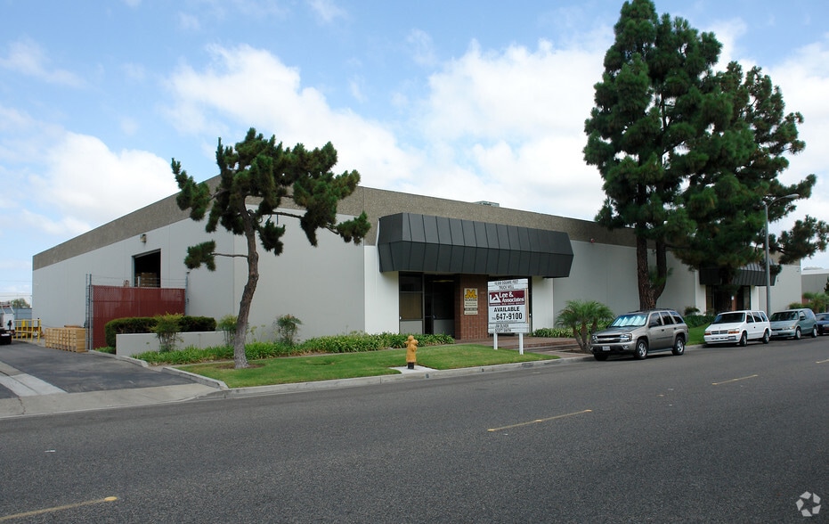 12311-12321 Industry St, Garden Grove, CA to rent - Building Photo - Image 3 of 4