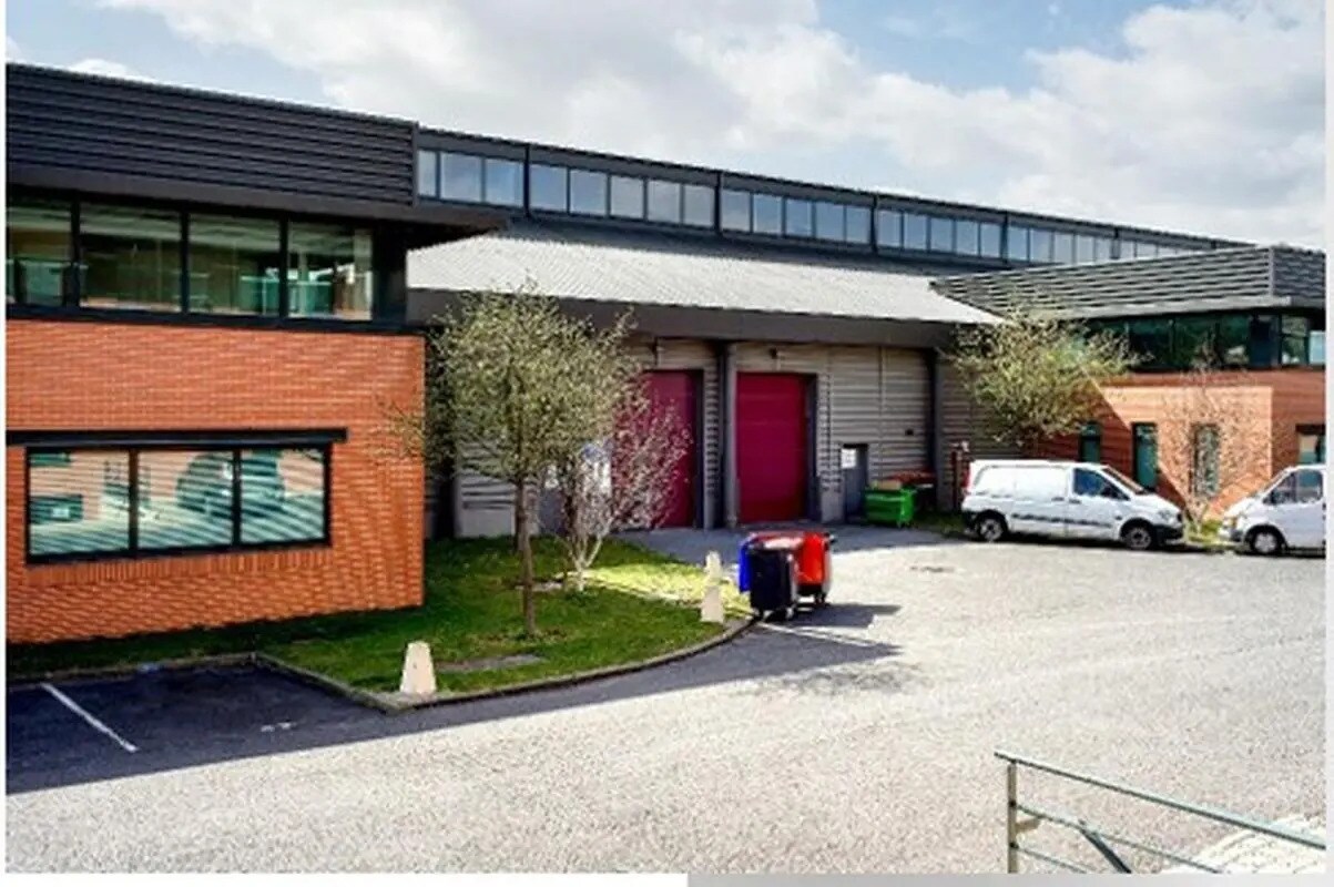 Office in Saint-Denis to rent Building Photo- Image 1 of 7