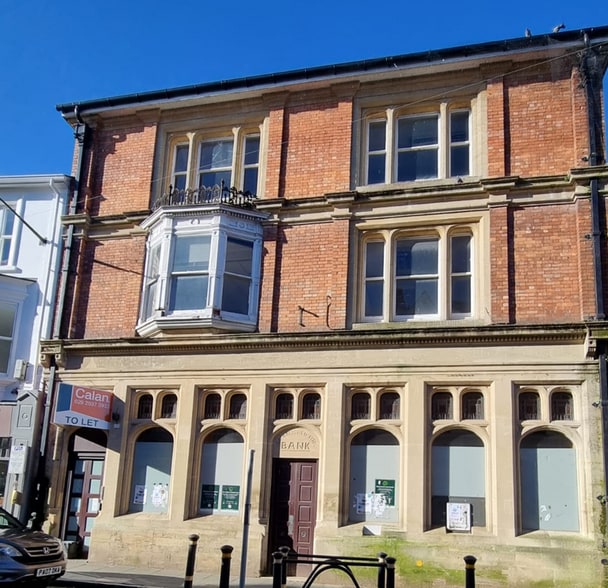 14-15 High St, Cardigan to rent - Primary Photo - Image 1 of 1