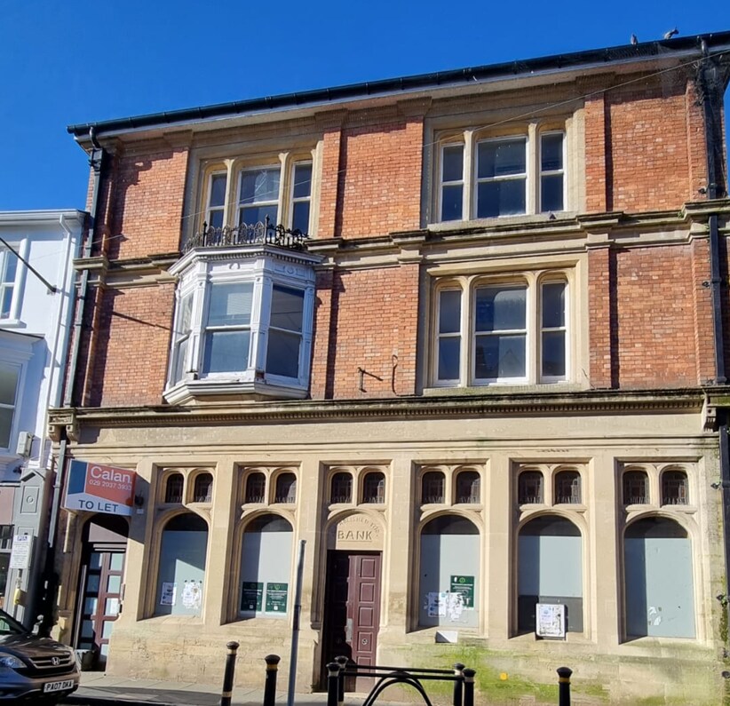 14-15 High St, Cardigan to rent Primary Photo- Image 1 of 2