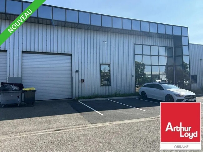 Vente Local d'activités 1 000 m²