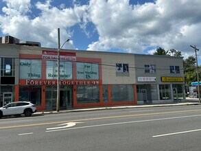 11-19 Northern Blvd, Great Neck, NY for rent Building Photo- Image 1 of 21