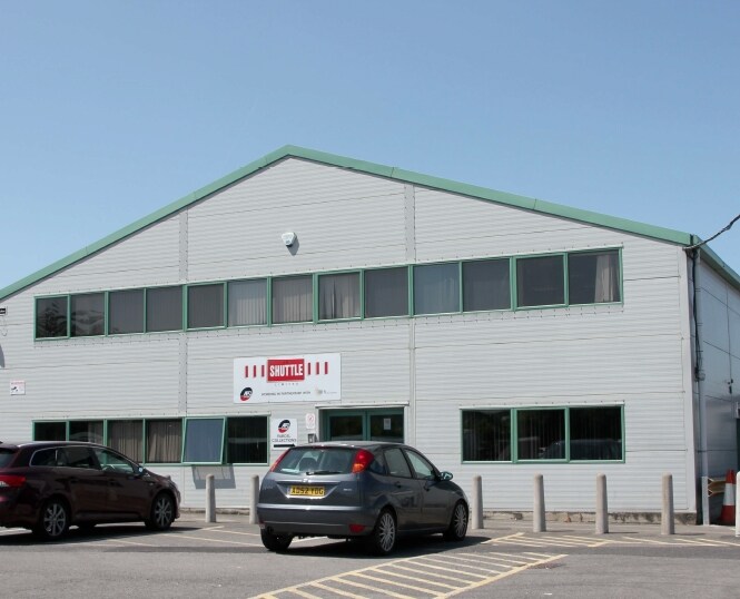 Parsonage Rd, Swindon to rent - Building Photo - Image 3 of 7