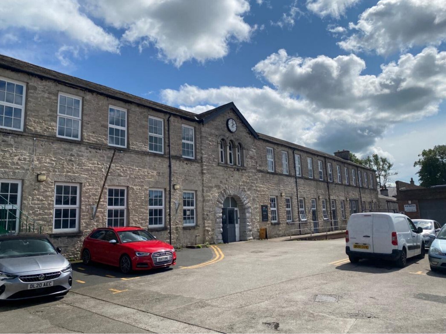 Aynam Rd, Kendal for sale Primary Photo- Image 1 of 1