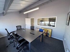 Wirral Park Rd, Glastonbury to rent Interior Photo- Image 2 of 4