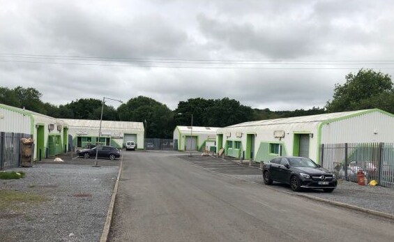 7-10 Tyn Y Bonau Rd, Pontarddulais for sale - Building Photo - Image 1 of 1