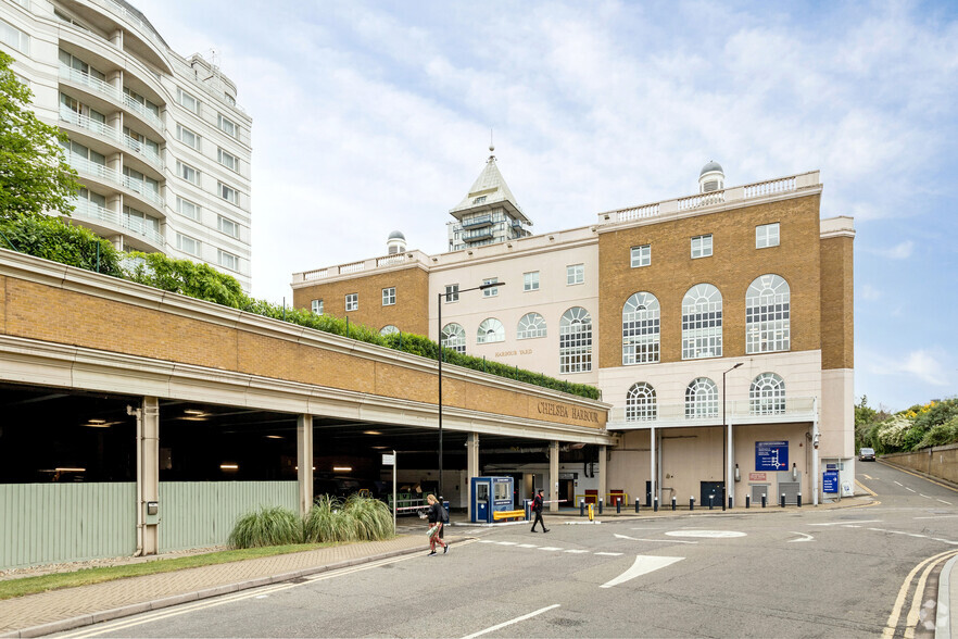 Chelsea Harbour, London for rent - Primary Photo - Image 1 of 15