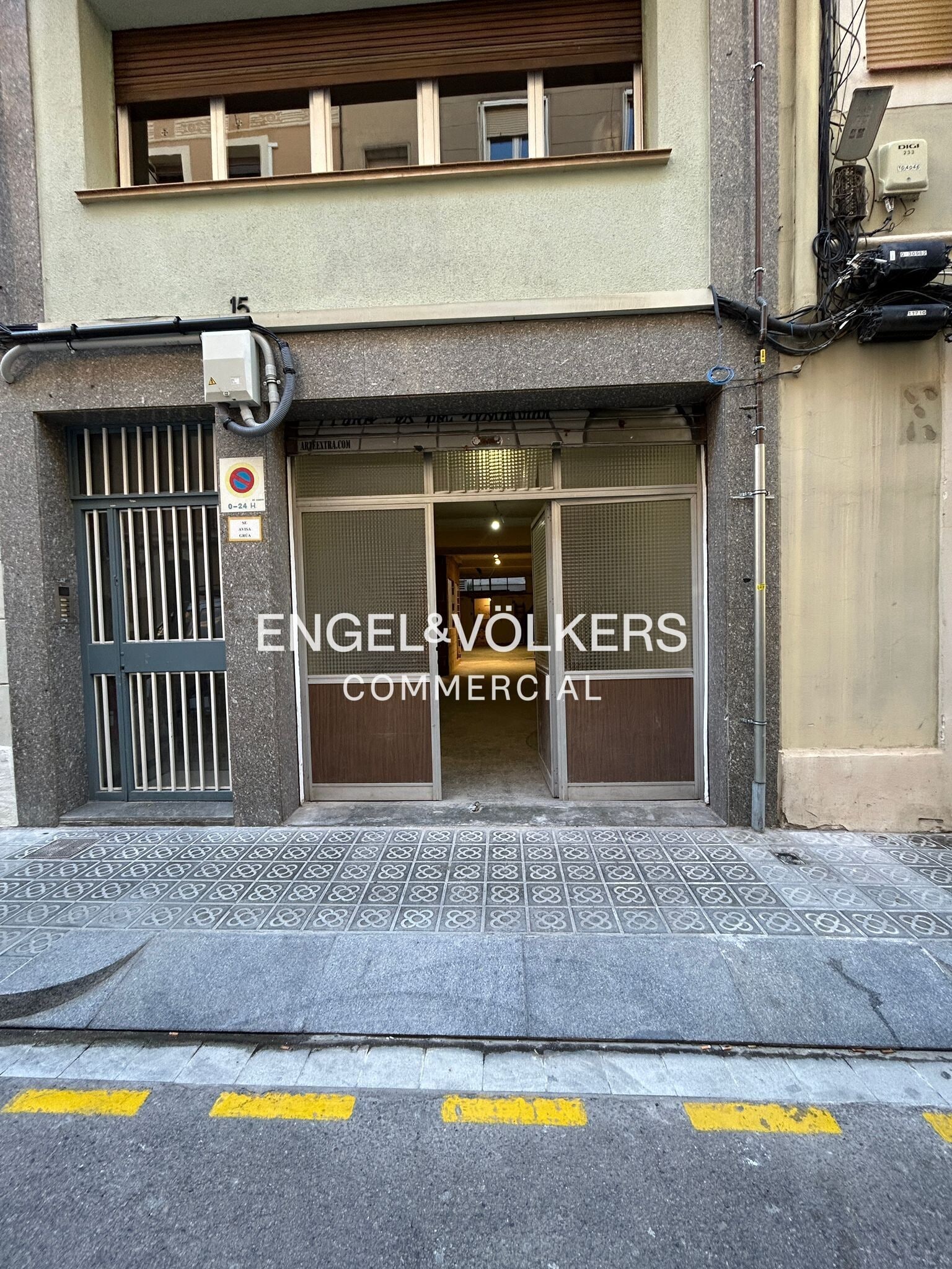 Build-to-Rent in Barcelona, Barcelona for sale Building Photo- Image 1 of 7