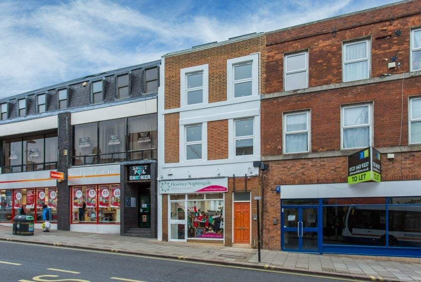 65 High St, Aylesbury for sale - Building Photo - Image 1 of 1