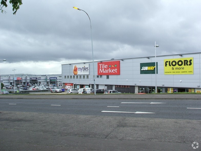 Longwood Rd, Newtownabbey to rent - Primary Photo - Image 1 of 3