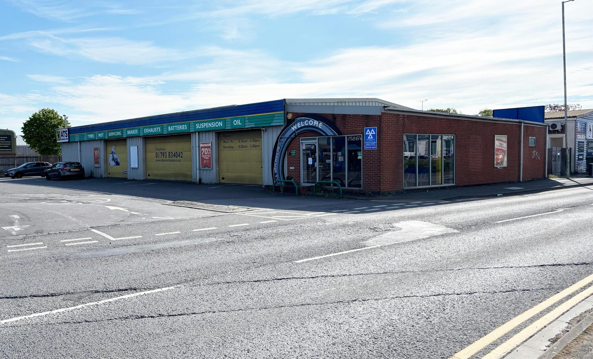 Hobley Dr, Swindon to rent Building Photo- Image 1 of 3