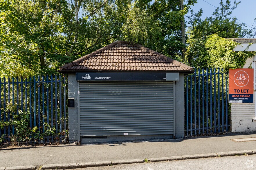 4 Station Approach, Bexleyheath for sale - Primary Photo - Image 1 of 1