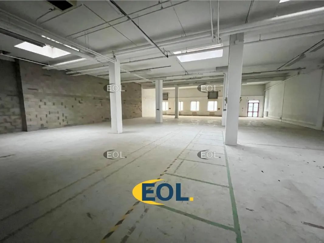 Villepinte, SSD 93420 - Unit 3 -  - Interior Photo - Image 1 of 3