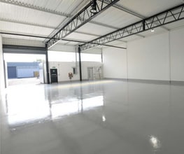 H1-H3 Tudor Rd, Altrincham to rent Interior Photo- Image 1 of 3