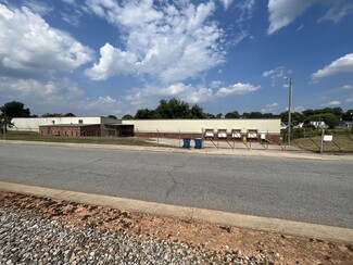 More details for 205 SE Market St, Reidsville, NC - Industrial for Rent