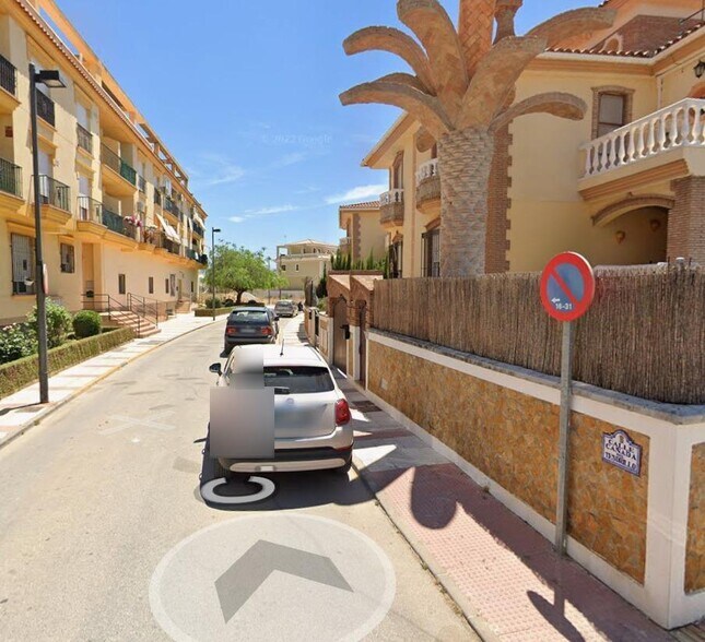 Calle Cañada del Tesorillo, 1, Atarfe, Granada for sale - Building Photo - Image 2 of 3