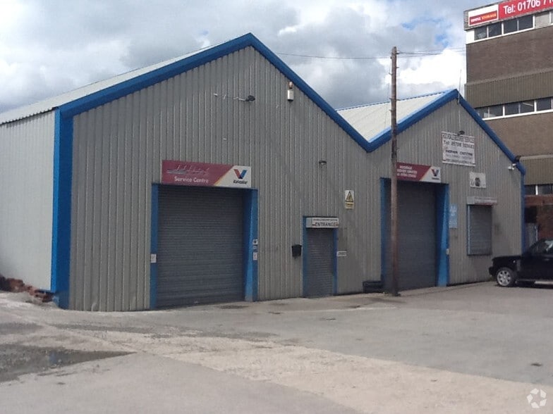 Queensway, Rochdale, OL11 2NU UK