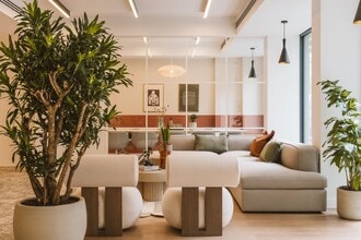 74A Charlotte St, London to rent Interior Photo- Image 2 of 13