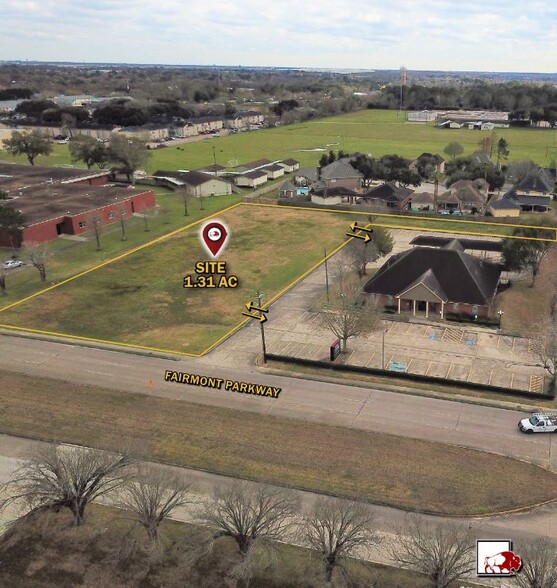 930 Fairmont Pky, Pasadena, TX for sale - Aerial - Image 2 of 3