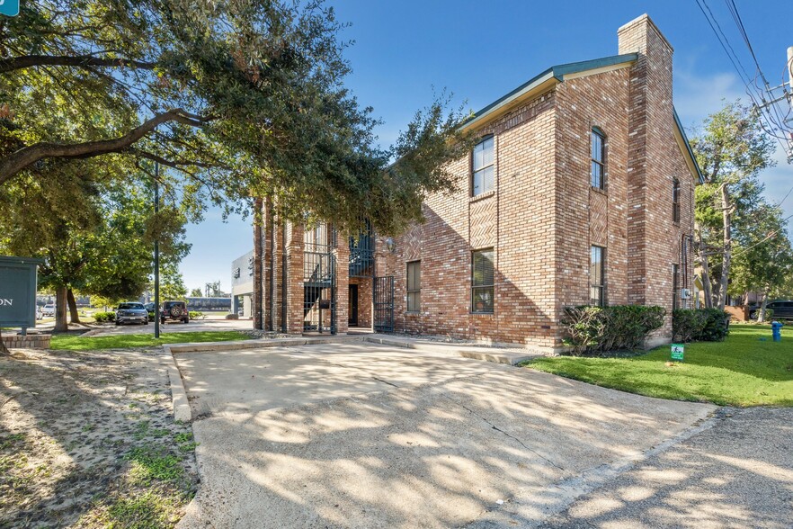 333 Tc Jester Blvd, Houston, TX for sale - Building Photo - Image 3 of 24