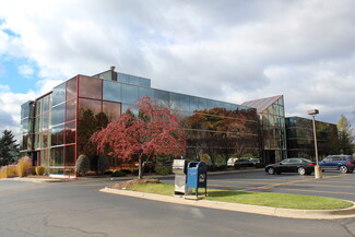 More details for 30300 Northwestern Hwy, Farmington Hills, MI - Office for Rent