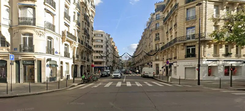 Retail in Paris to rent - Building Photo - Image 2 of 4