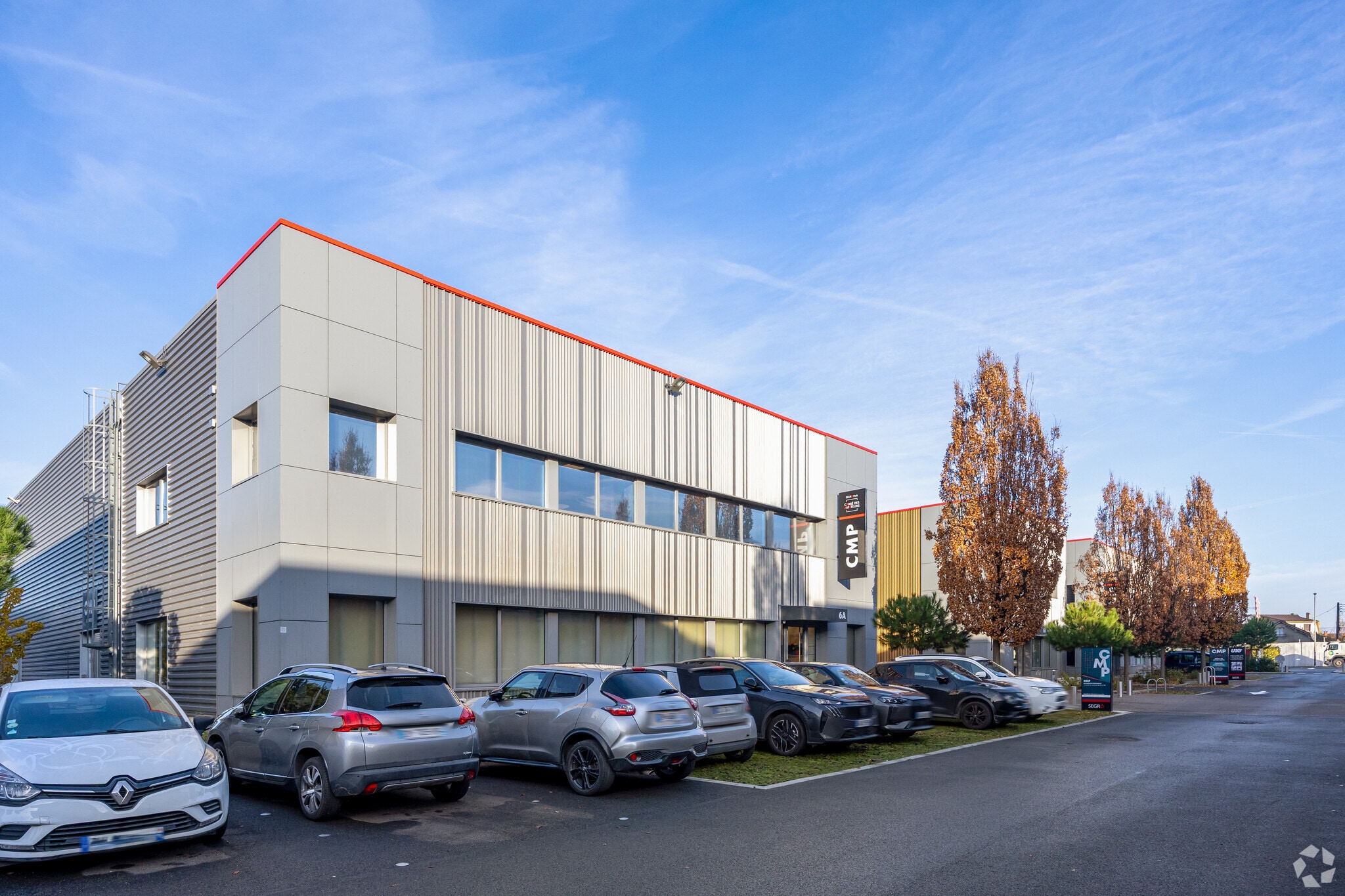 157 Avenue Charles Floquet, Le Blanc-Mesnil to rent Primary Photo- Image 1 of 12