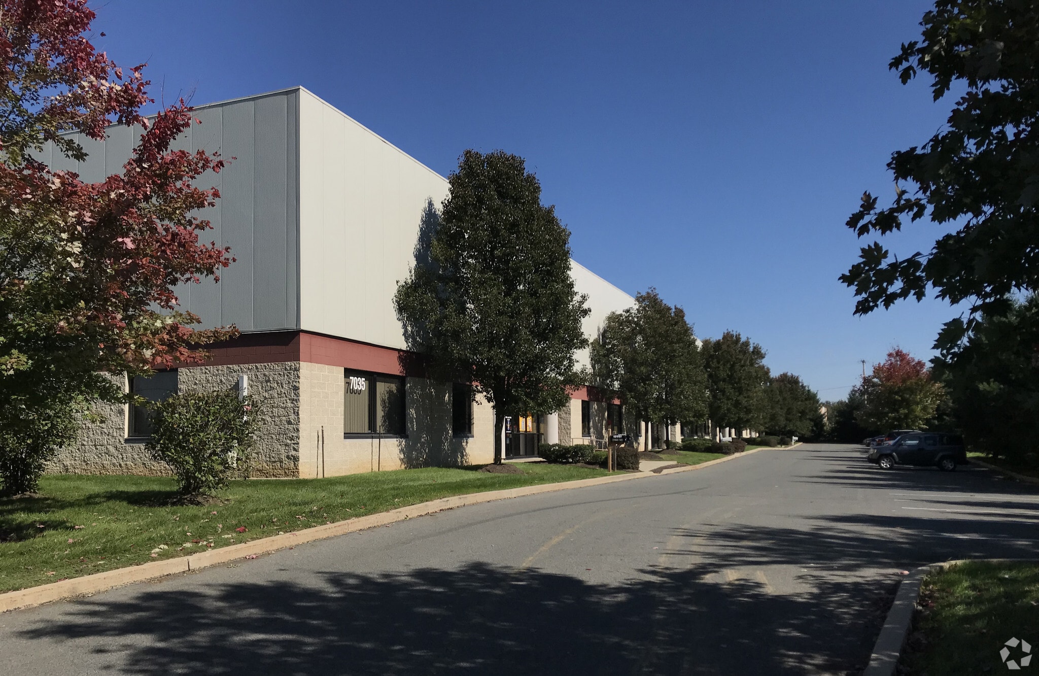 7035 Schantz Rd, Allentown, PA to rent Primary Photo- Image 1 of 17