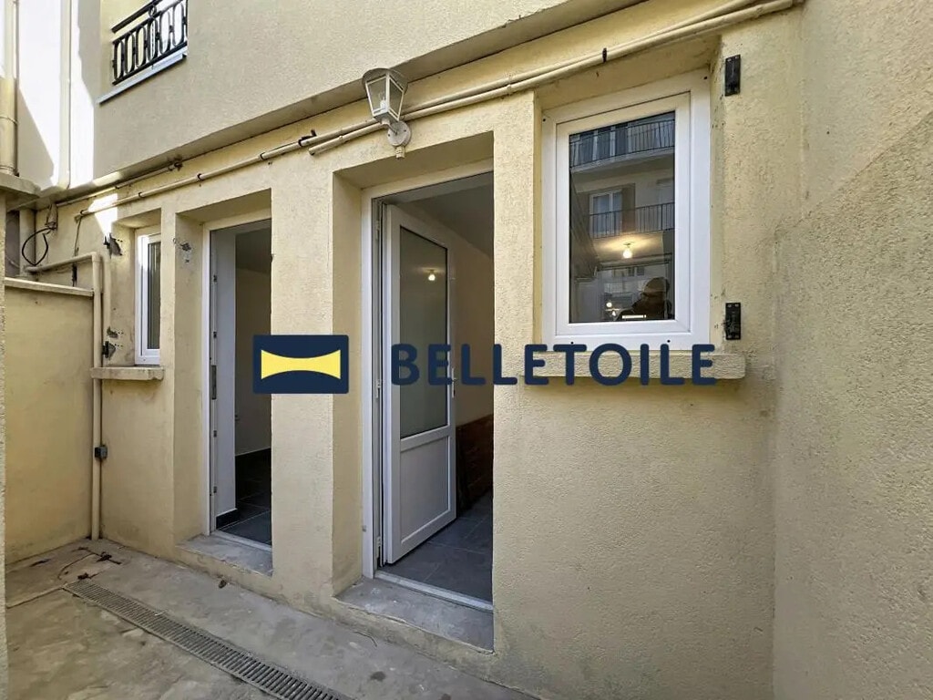 Location Bureaux 38 m² - Photo 1