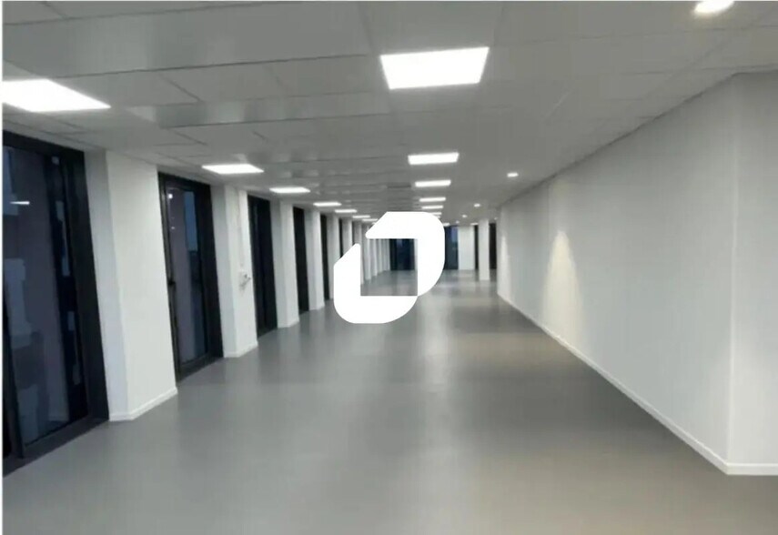 Office in Lille to rent - Interior Photo - Image 3 of 7