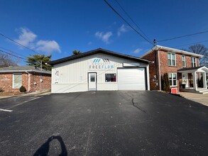 1115 Lakeview Dr, Franklin, TN for rent Building Photo- Image 1 of 9